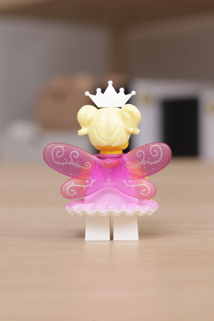 LEGO Minifigures 71034 Series 23 review 55 683x1024