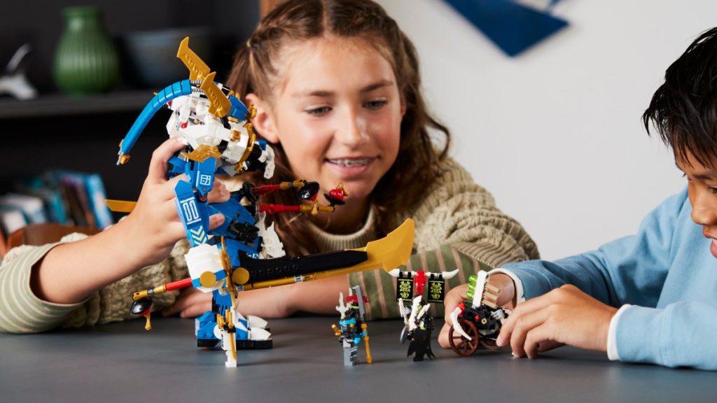 lego ninjago 71785 Jays titan mech lifestyle 2 featured 1024x576