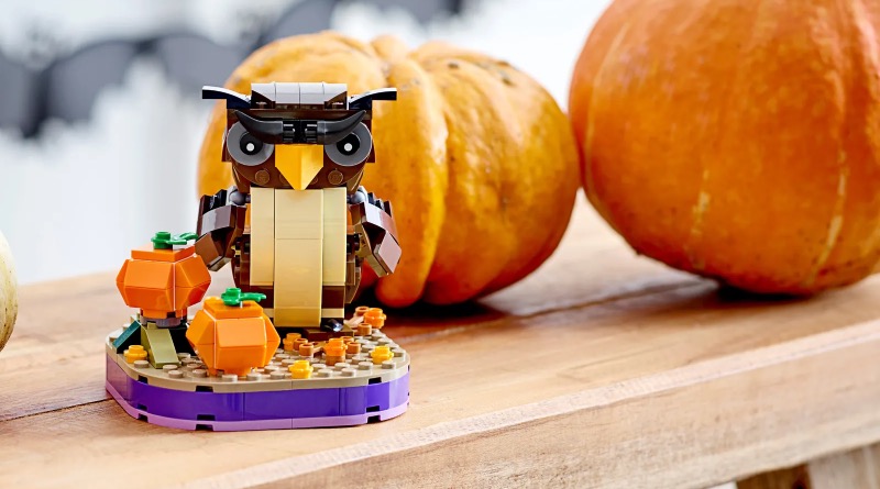 LEGO Seasonal 40497 Halloween Owl featured