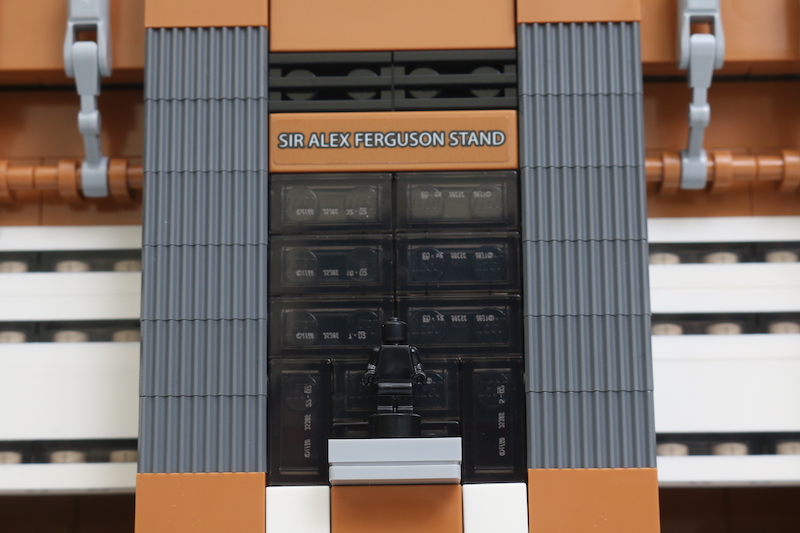 LEGO Creator Expert 10272 Old Trafford Manchester United review 14 1