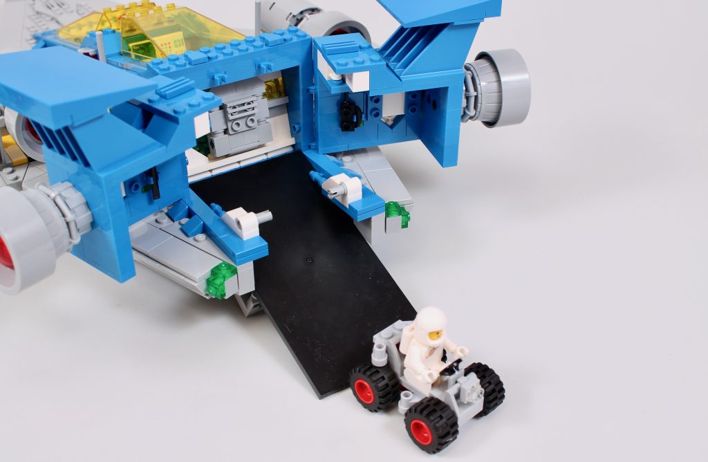 LEGO Icons 10497 Galaxy Explorer critique 11 1024x668