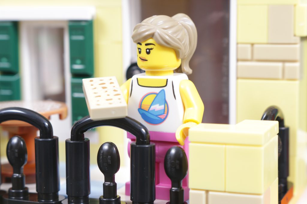 LEGO Ideas 21359 Italian Riviera review 72 1024x683