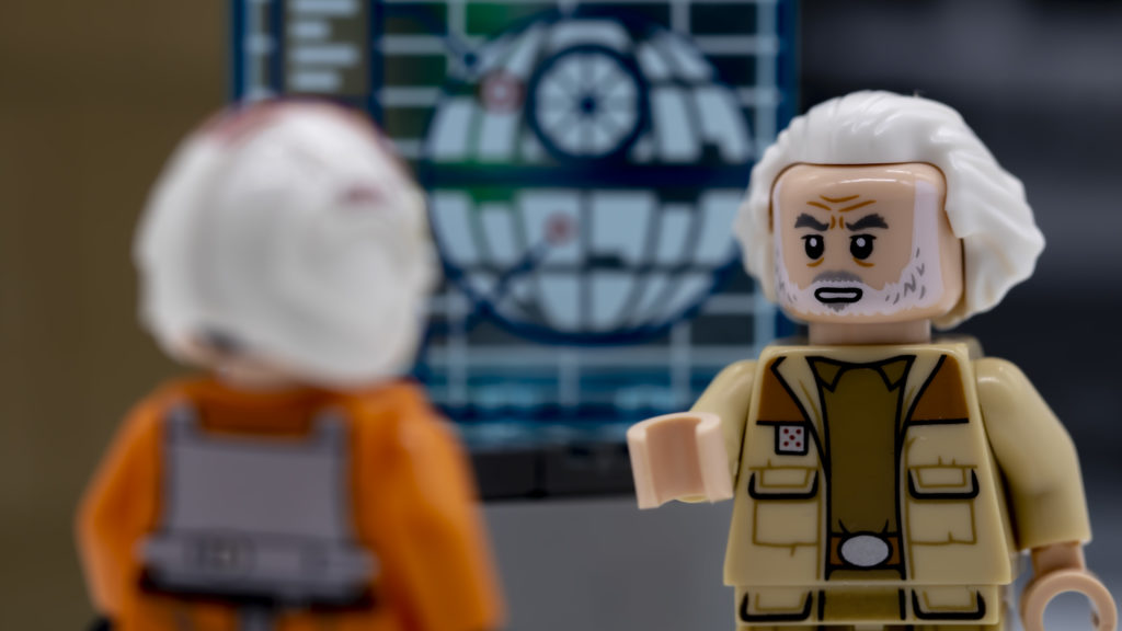 Which Star Wars minifigures will appear in the rumoured LEGO Yavin IV set?